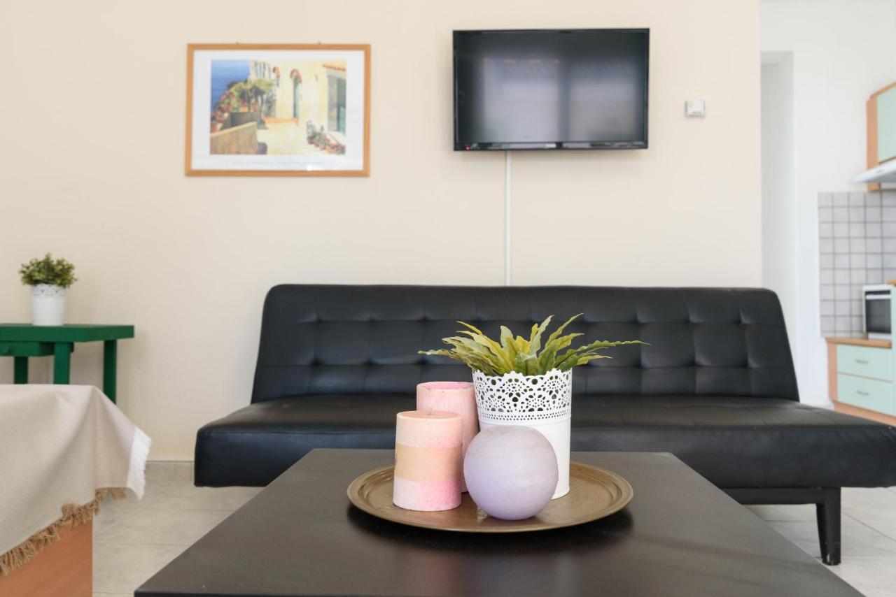 Ariana Apartments 波利克罗诺 外观 照片